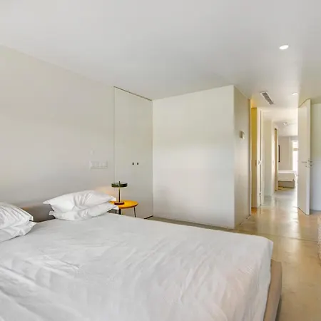 Nine Villa